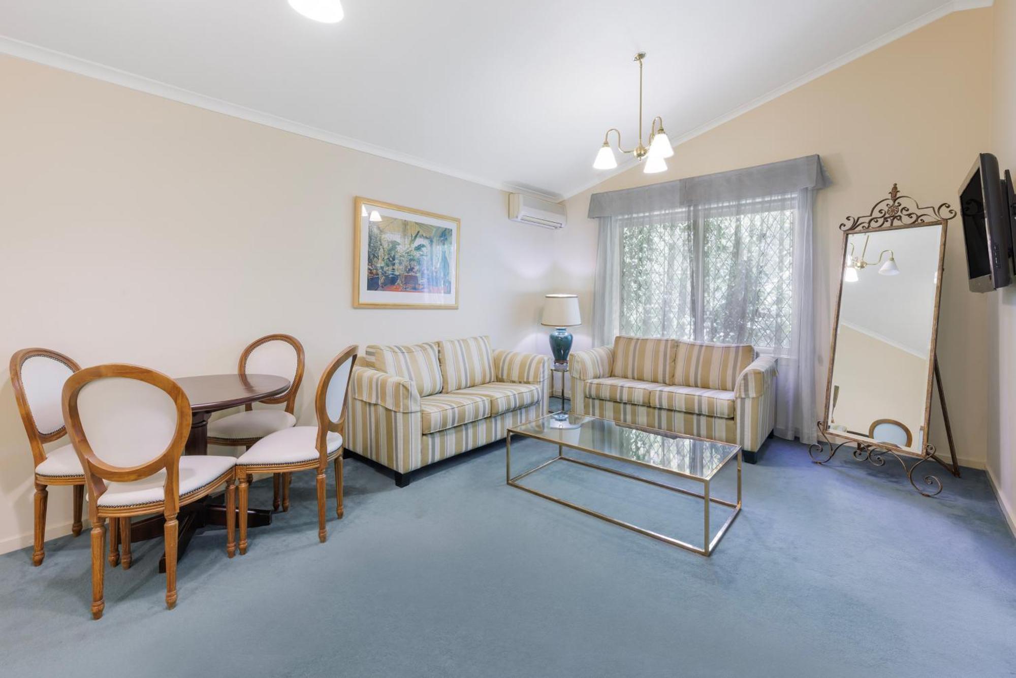 Elizabethan Lodge Melbourne Exterior foto